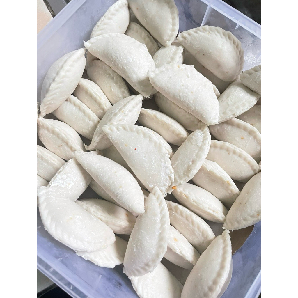 

Cireng Isi Ayam Suwir Gurih Pedas dan Original