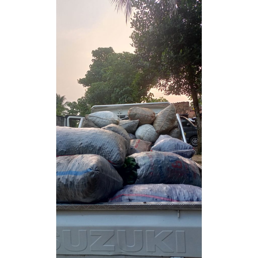 Arang Kayu,Arang Bakaran,media tanam,arang 1 Karung/10 kg,Arang Karungan