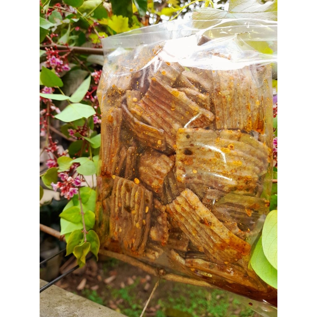 

Aneka Cemilan Viral Sebring Seblak Kering Kurnia Kerupuk Jengkol 250gr Asin Pedas Daun Jeruk / Original