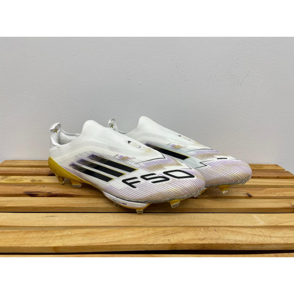 SEPATU BOLA F50