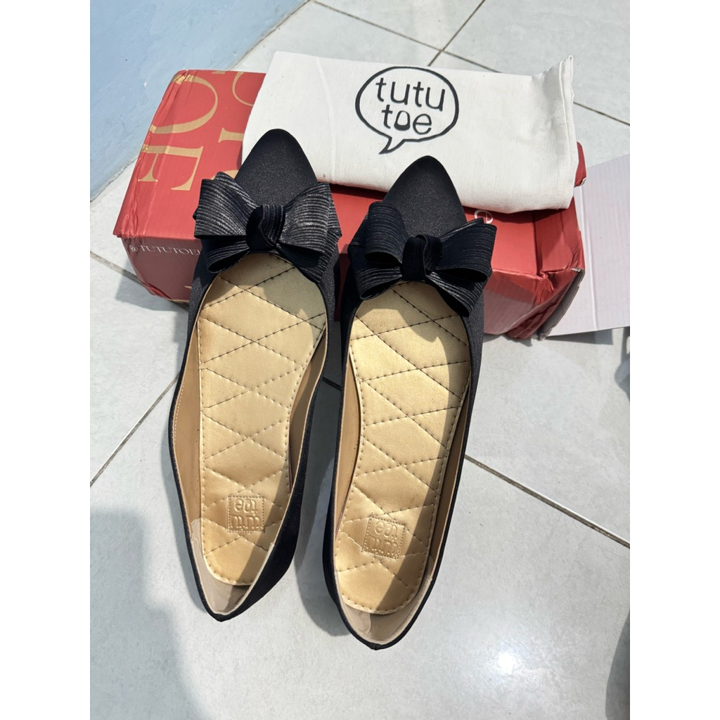 Preloved Flatshoes Tutu Toe