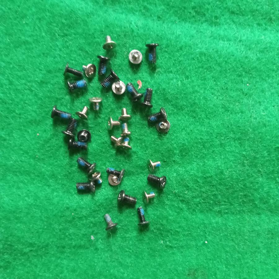 Baut Set Laptop Acer L1410