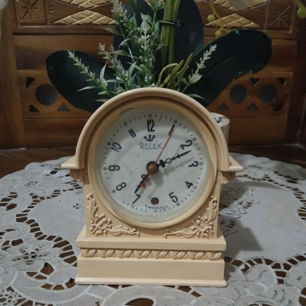 JAM WEKER JADUL CHINA