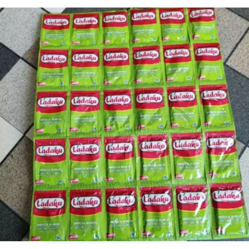 

Ladaku Merica Bubuk Murni 1 Renceng isi 12 Sachet