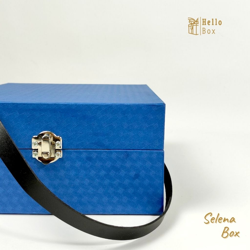 

Hellobox Hardbox Premium / Hardbox Fancy / Box Kado / Gift box / Box Hampers