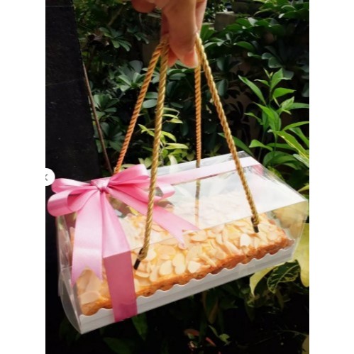 

Box Mika Tali 29 x 14 x 8 cm / Box Mika Hampers Alas Renda Ukuran 29x14x8 cm