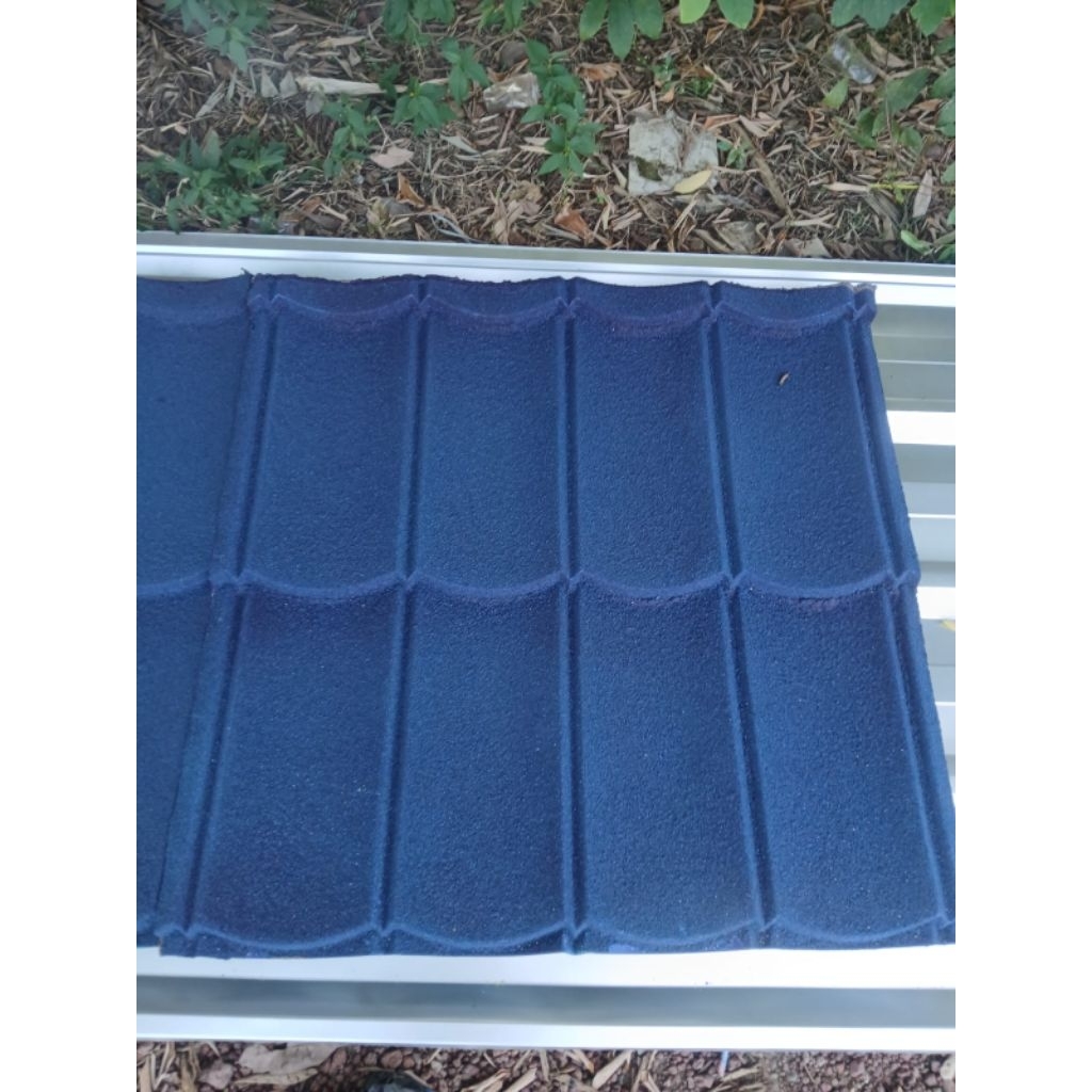 GENTENG METAL PASIR / GMP 0,45 2 X 4 MINIMALIS ( PER LEMBAR )