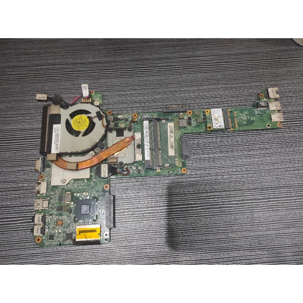 mesin mobo motherboard toshiba L840 C840 L800 C800 core i5 normal