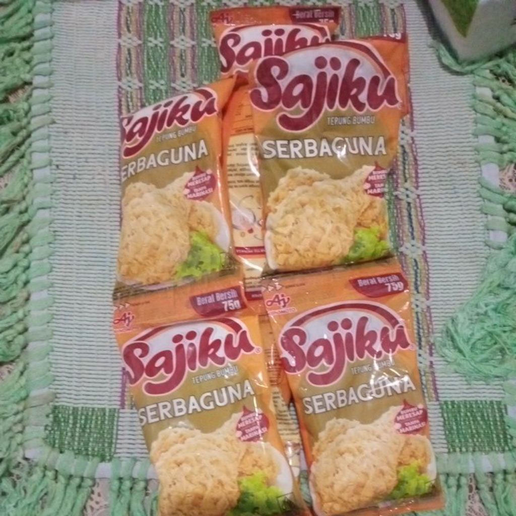 

Sajiku tepung bumbu serbaguna renceng 75 gram 5pcs