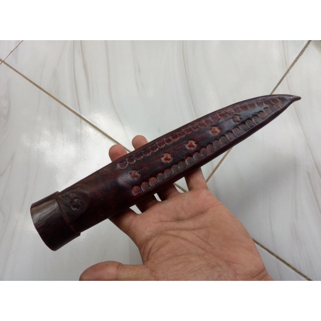 sarung pisau belati Herder kulit grade A