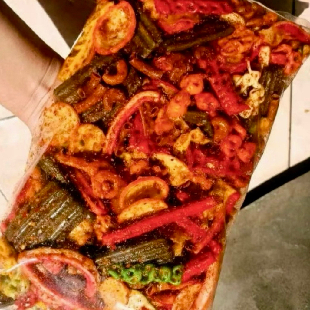 

1 Kg Seblak Kering Pedas Campuran Sebring Pedas Daun Jeruk