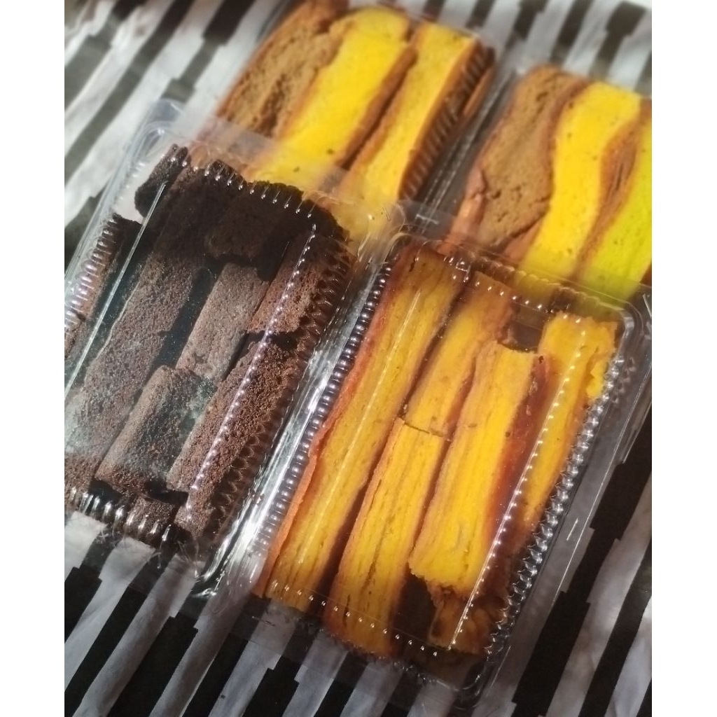 

Pinggiran Livanaa Lapis Legit Spikoe Brownies 200gr