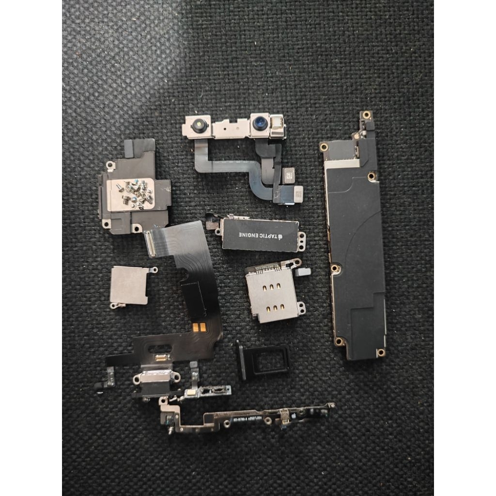 MESIN HANDPHONE ORIGINAL IPHONE XR - NORMAL - LOCK PASSCODE - INTERNAL 128