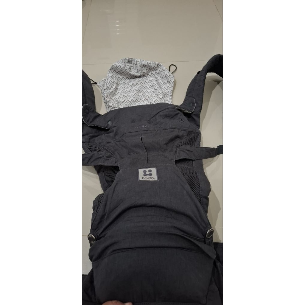 Hipseat Todbi Hiden 360 all in one secound