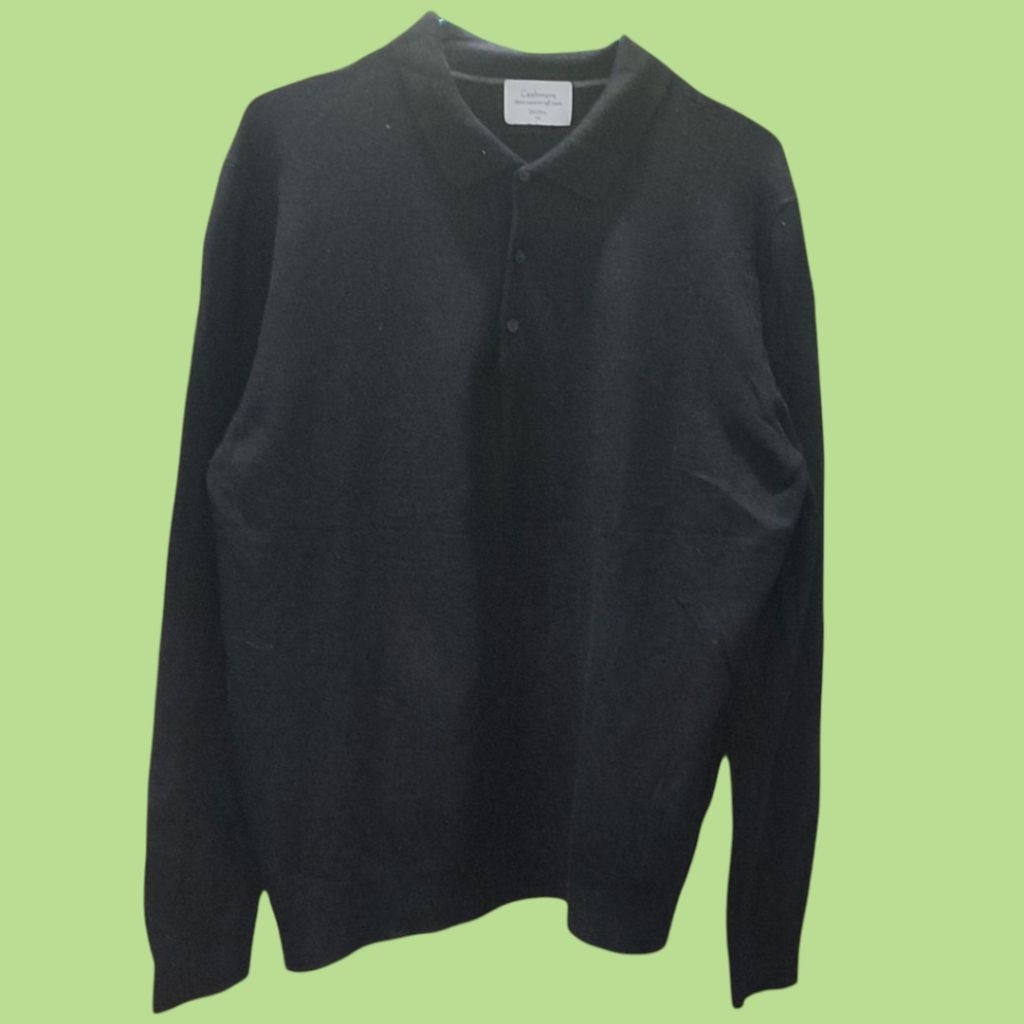 Sweater Polo Rajut Pria Hitam – Cashmere Touch | Preloved