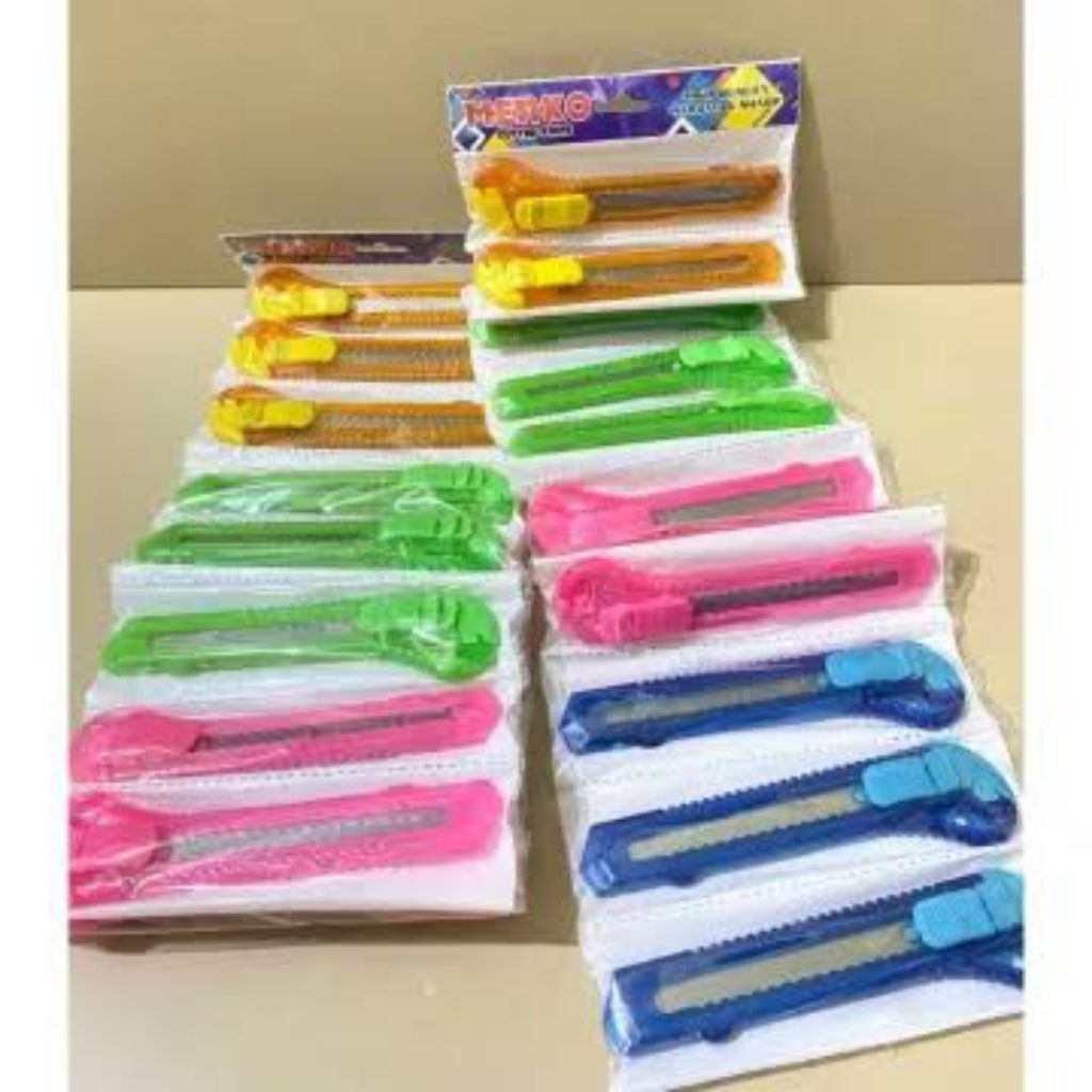 

Cutter Besar Transparant Warna (12pc)