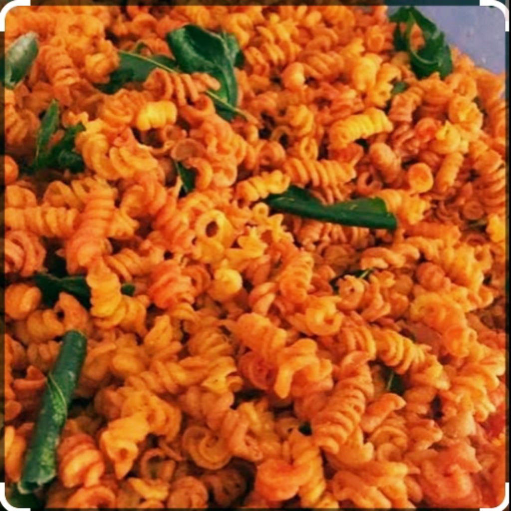 

MAKARONI SPIRAL PEDAS DAUN JERUK