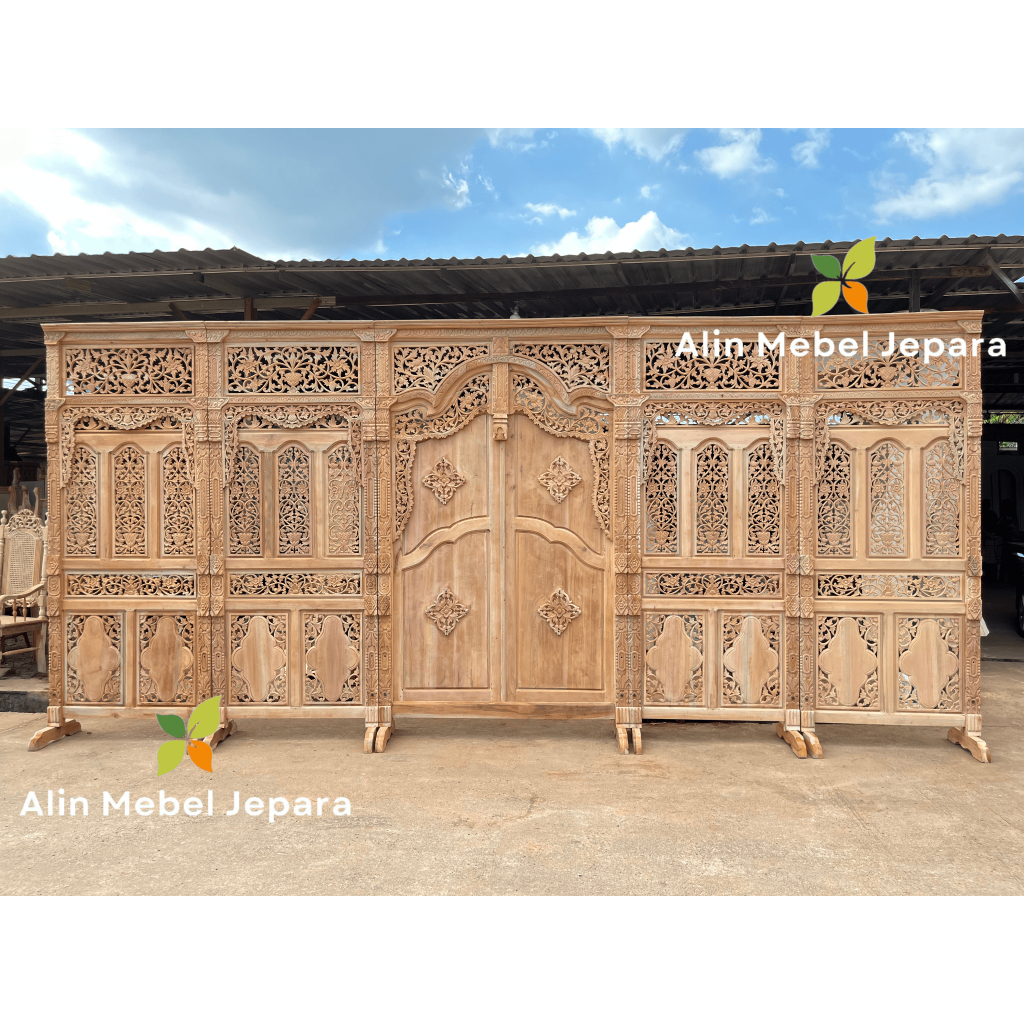 Gebyok ukir jati Sketsel ukir jati Gebyok pelaminan Properti studio foto prewedding adat jawa