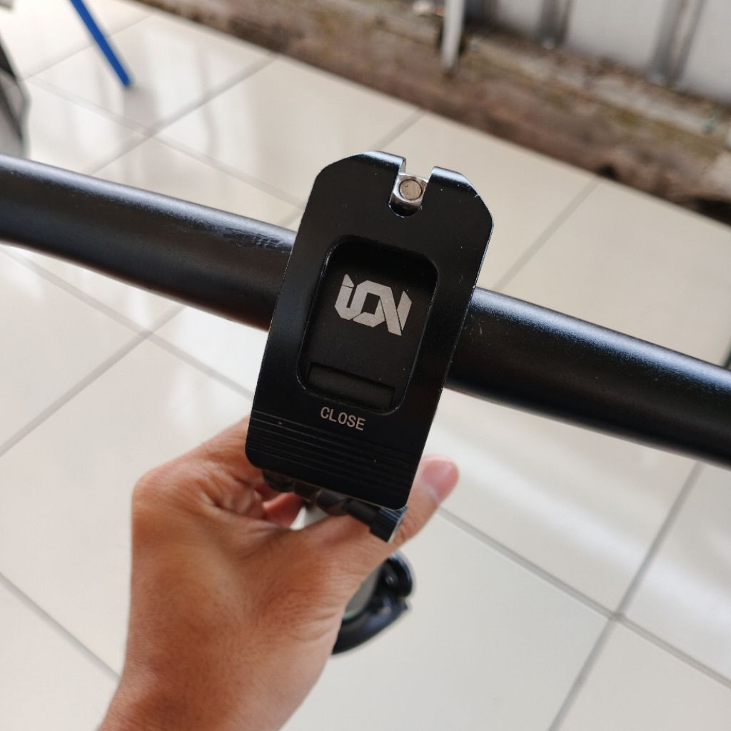 Handlepost & Handlebar teleskopik ION