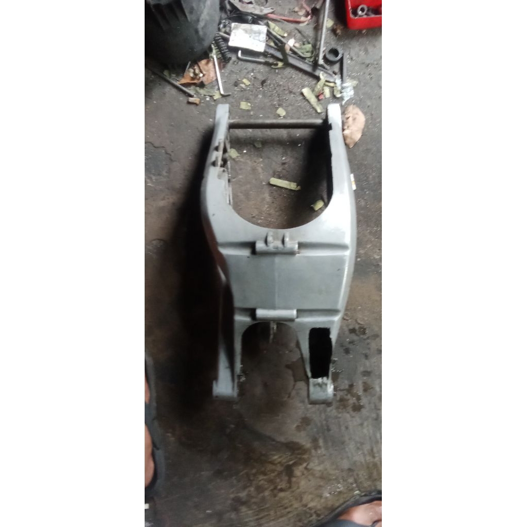 swing arm Aprilia RS 125