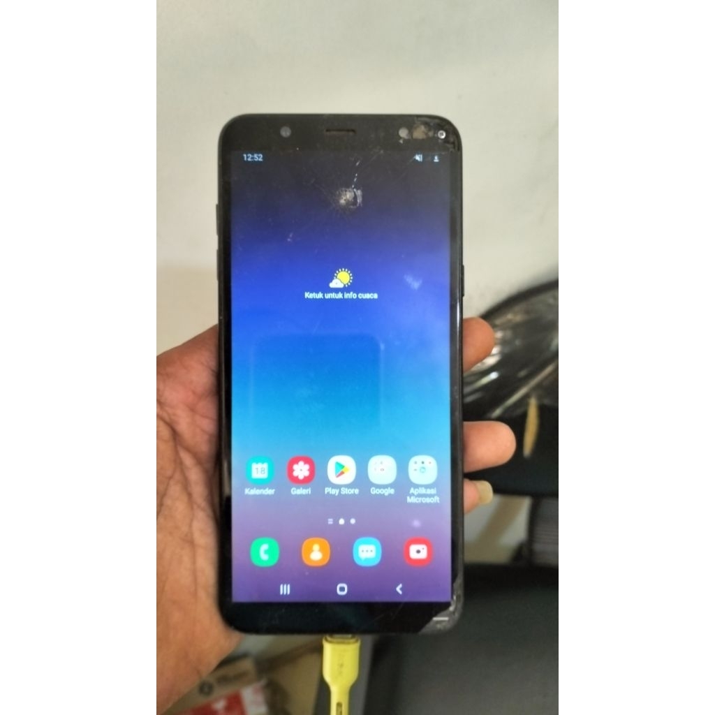 SAMSUNG A6+ RAM 4/32 MINUS LCD