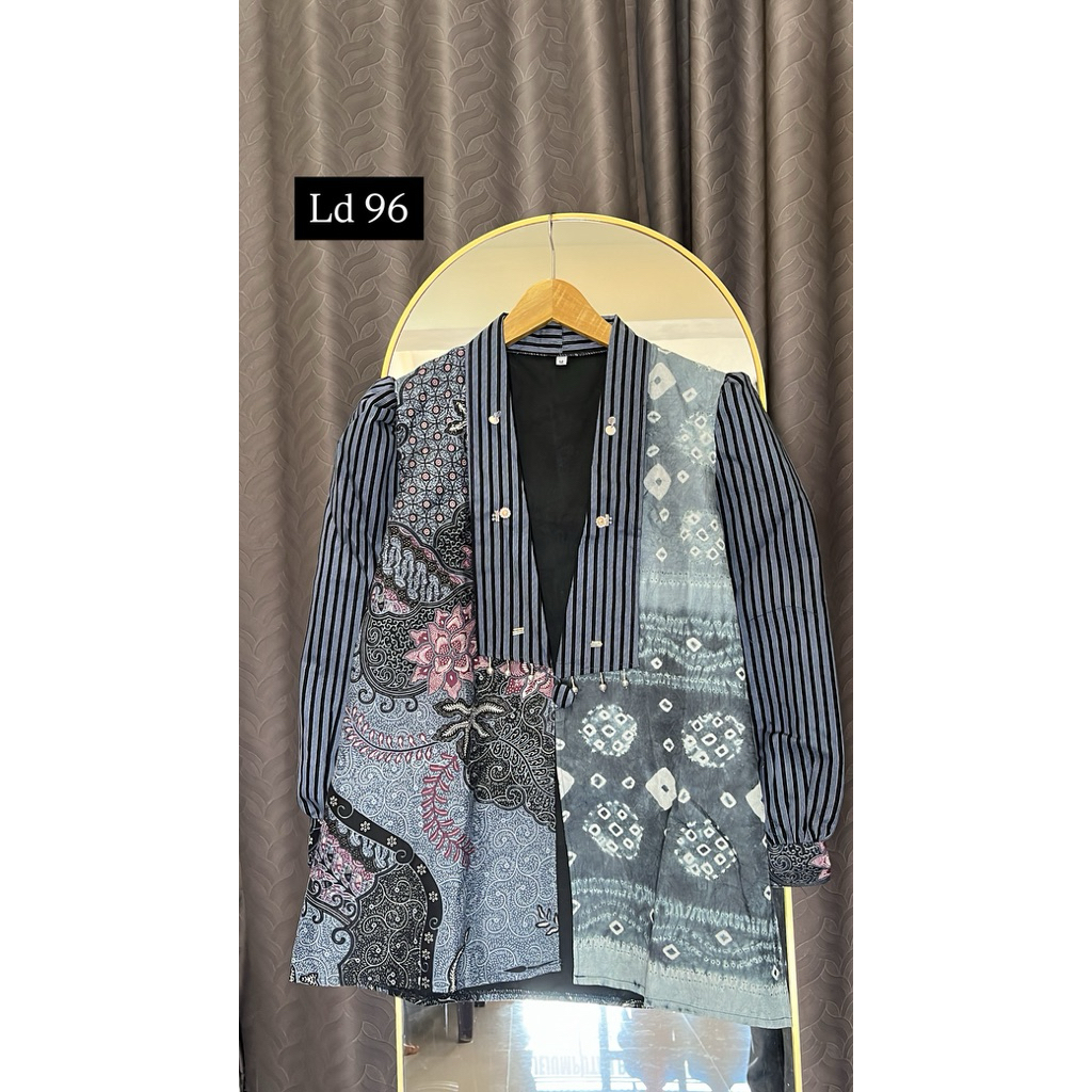 Blazer Jumputan Batik Kombinasi Lurik