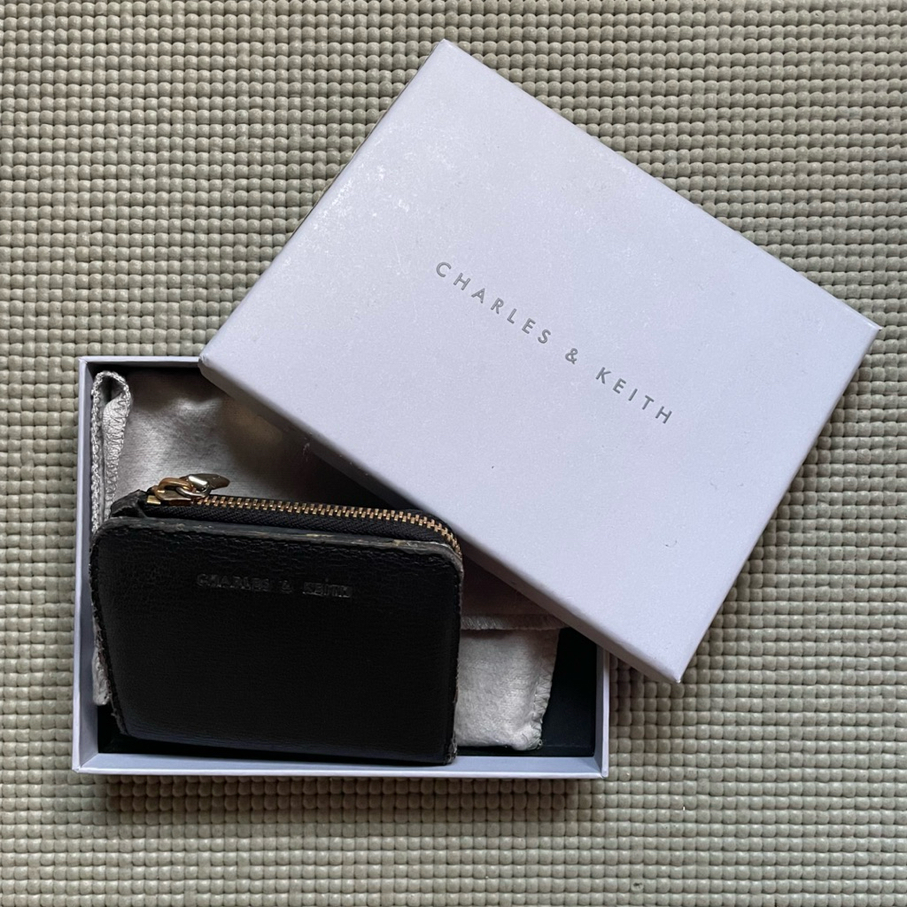 [PRELOVED] DOMPET CHARLES & KEITH ORIGINAL WITH BOX & DUSTBAG