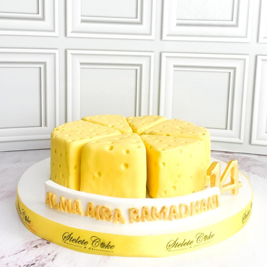 

Kue Ulang Tahun/Birthday Cake/Kue Ultah Tema Cheese/Kue Tema Keju/Kue Birthday Jakarta