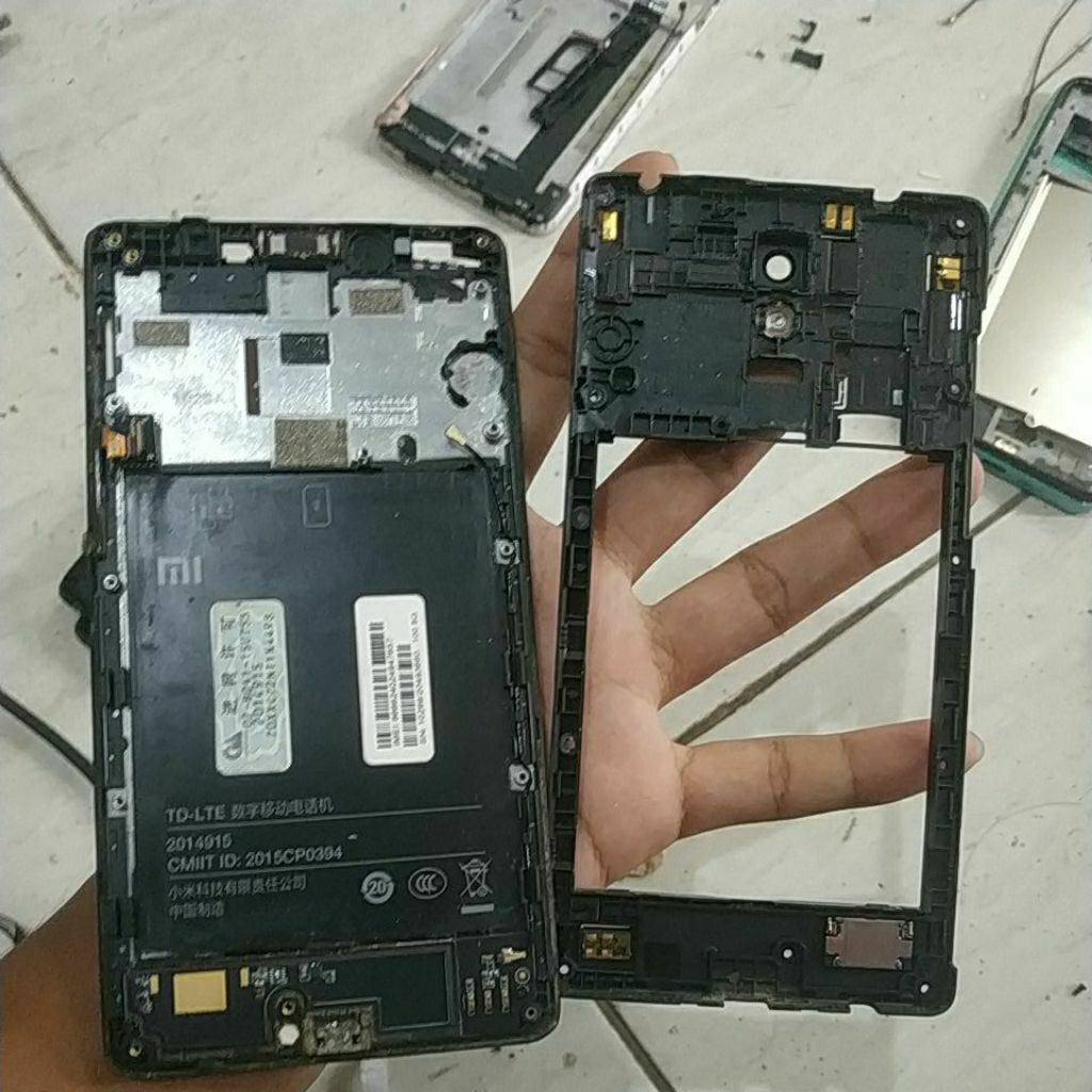 frame plus bazzel bekas Redmi note 1s dapat sesuai gambar