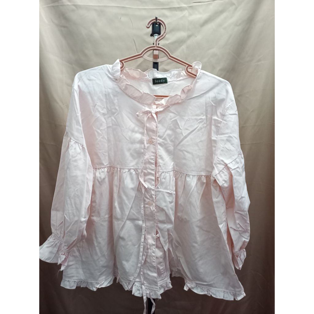 Preloved Ribbon Blouse Warna Crystal Pink by.Leody