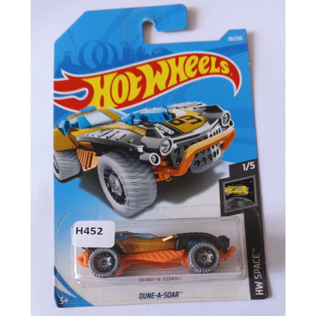 Hot Wheels - Dune-A-Soar Gold HW Space No.03