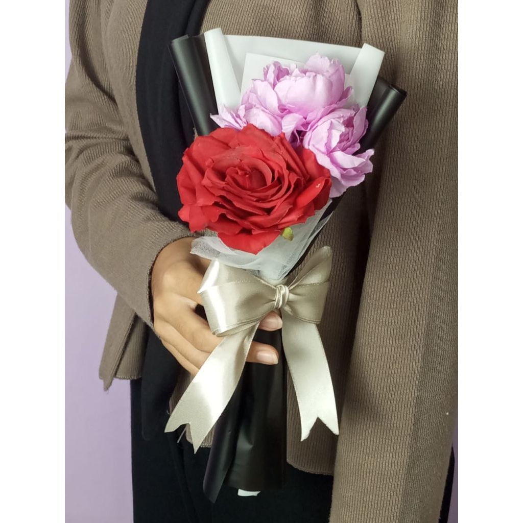 Amanta Segar | Buket Bunga Esha Bouquet Flowers Buket Bunga Artificial Buket Bunga Wisuda Buket Arti