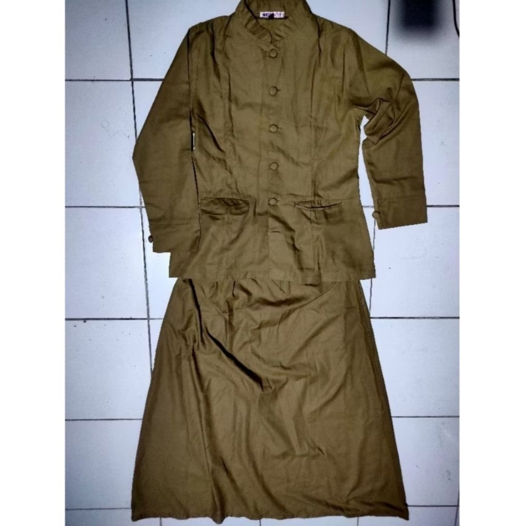 PRELOVED BAJU SERAGAM ASN KEKI KHAKI