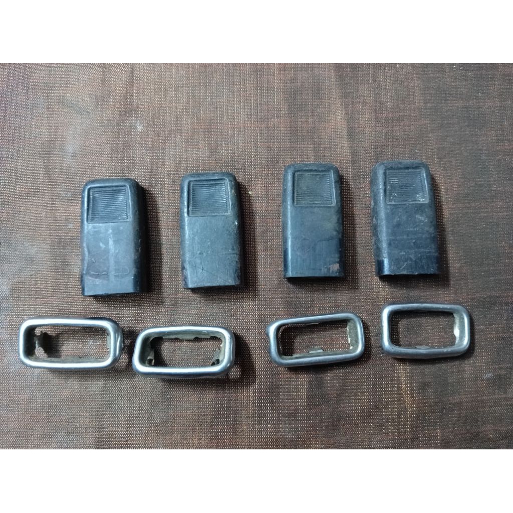 pin lock Toyota Corona rt132