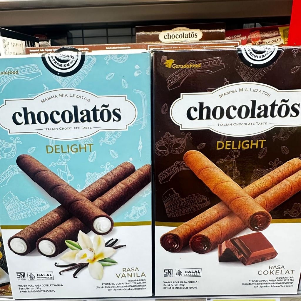 

Chocolatos Wafer Roll Rasa Cokelat Vanilla 90gram