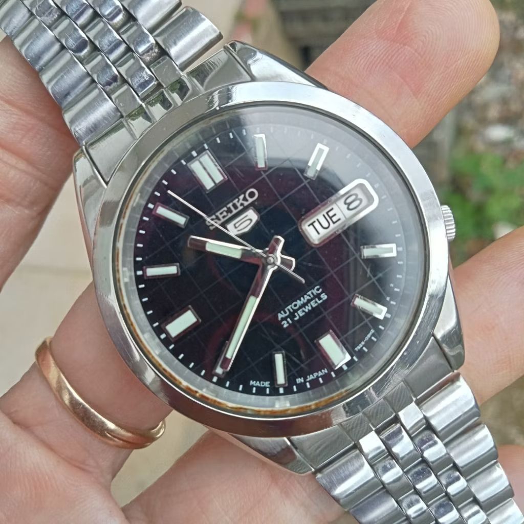 Seiko 5 Automatic Cal 7s26-00X0 Tekstur Dial