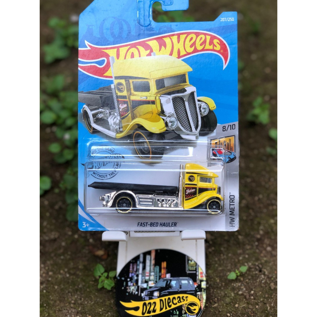 Hot Wheels Fast Bed Hauler Yellow RTH