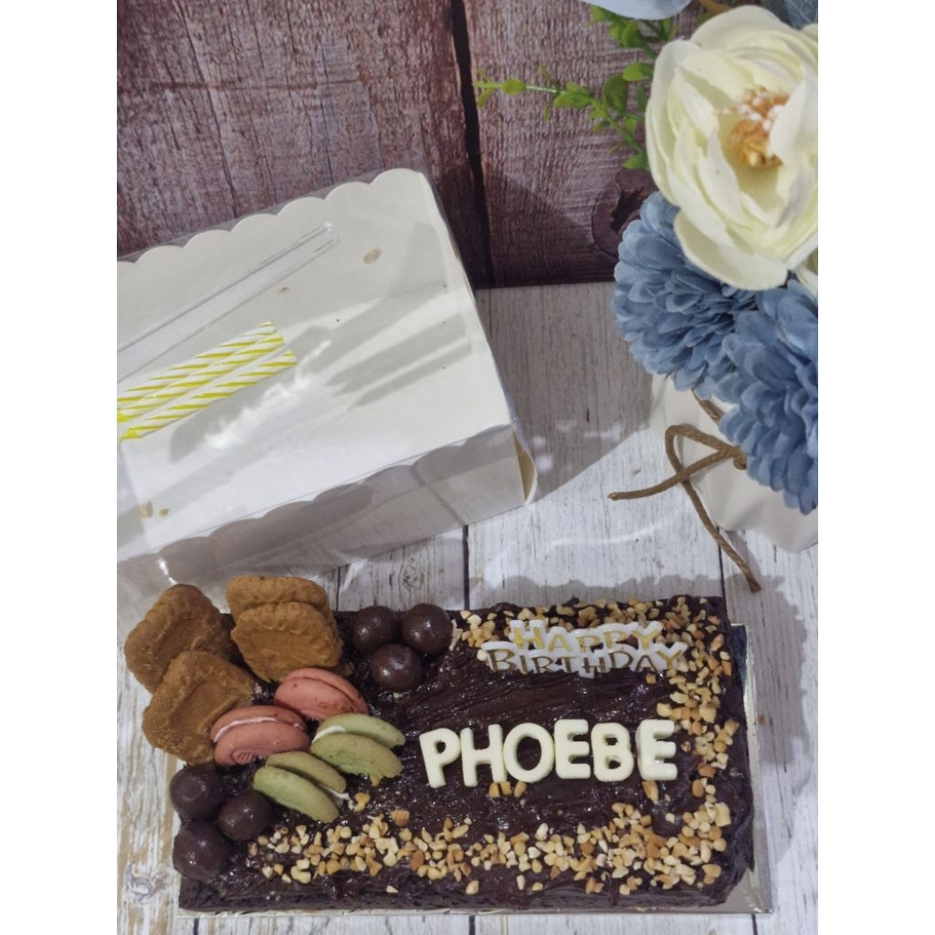 

Brownies Hias Ulang Tahun