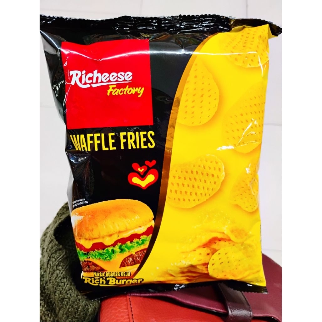

Richeese Waffle Fire Wings/Fries Burger Cheese 54Gr