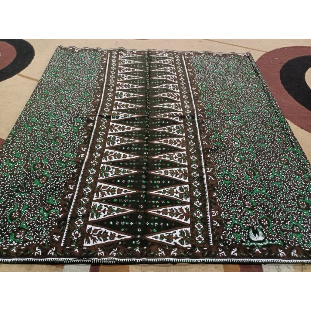 Sarung Batik Lar Gurda Full Motif Sulur Hijau