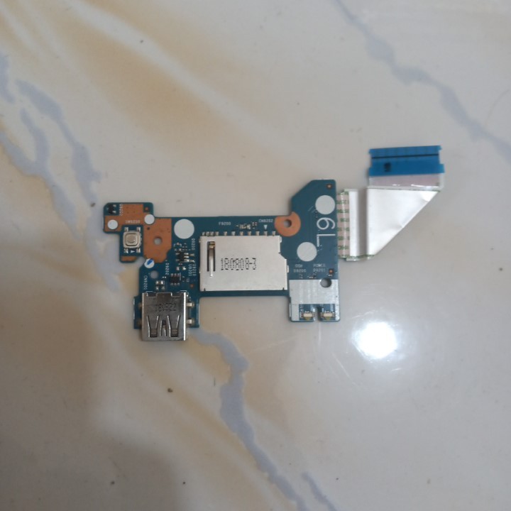Tombol Power Laptop Hp 14 CM0095AU Daughter Board USB Card Reader 6050A2983901-A02(A2) Second Bekas 