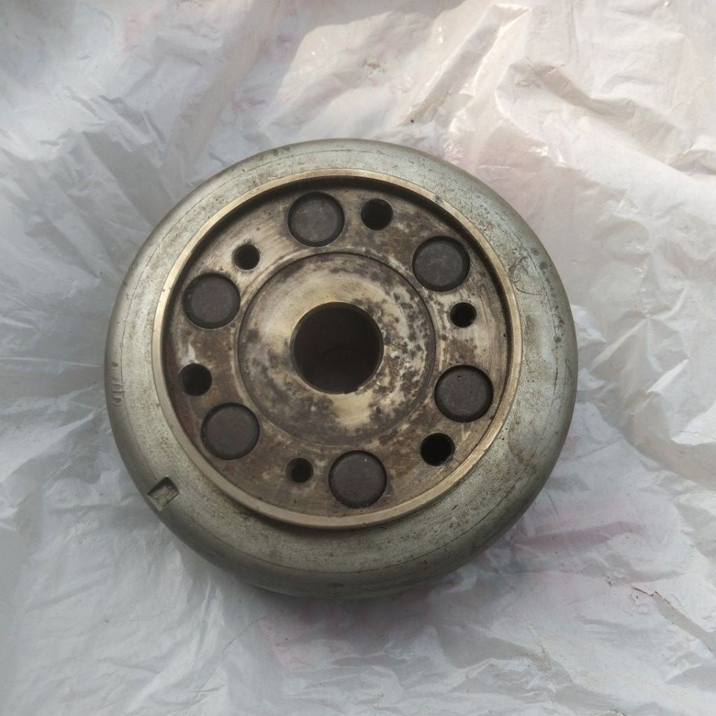 magnet Vega ZR bekas original