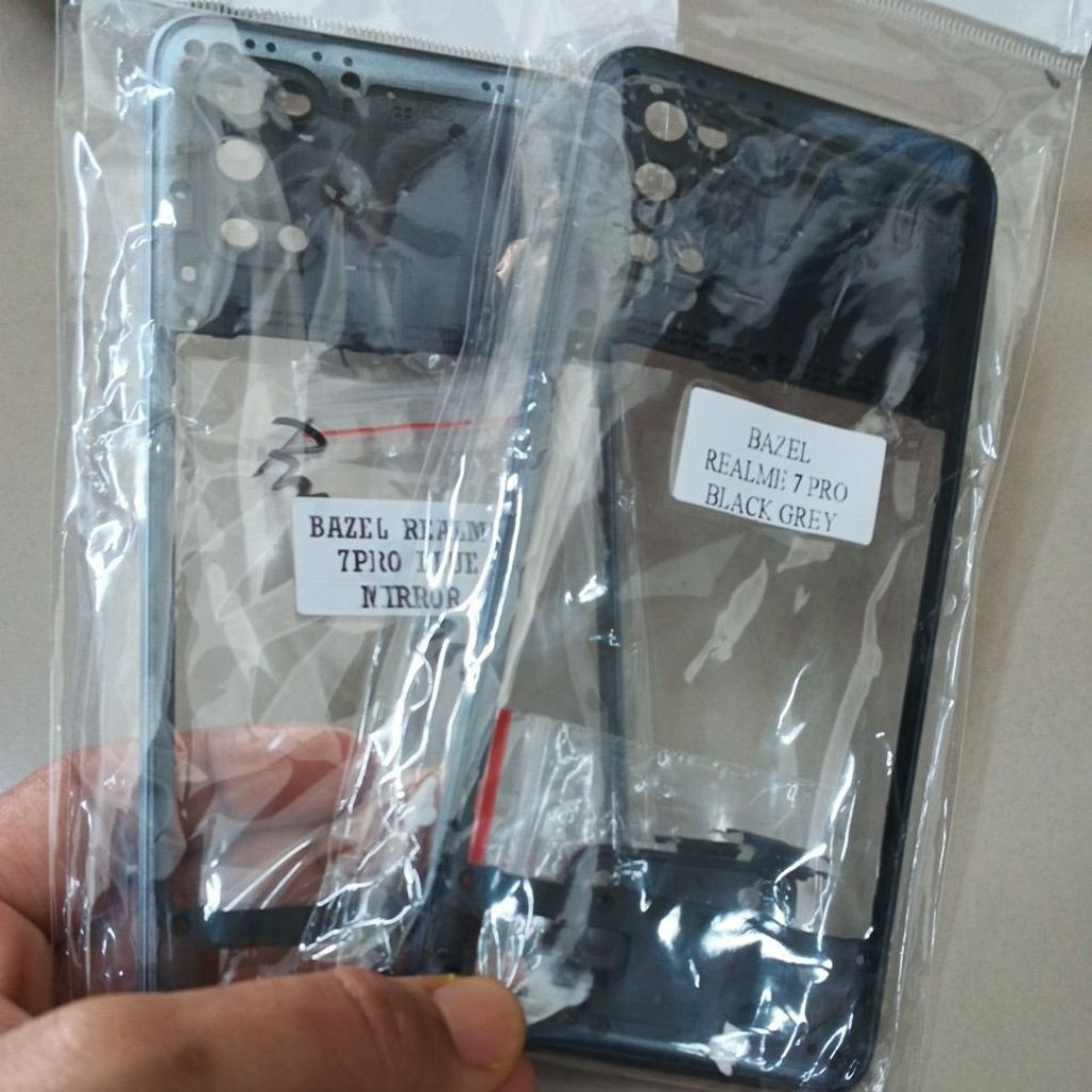 Bezel bezzel tulang samping tutup mesin realme 7 pro