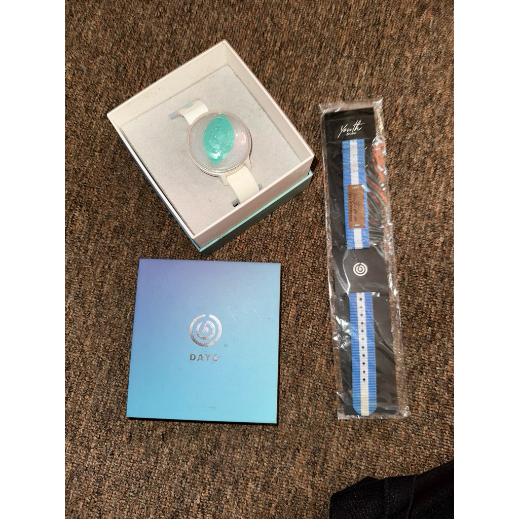 Lightband Day6 versi 1 + strap band youth encore yk
