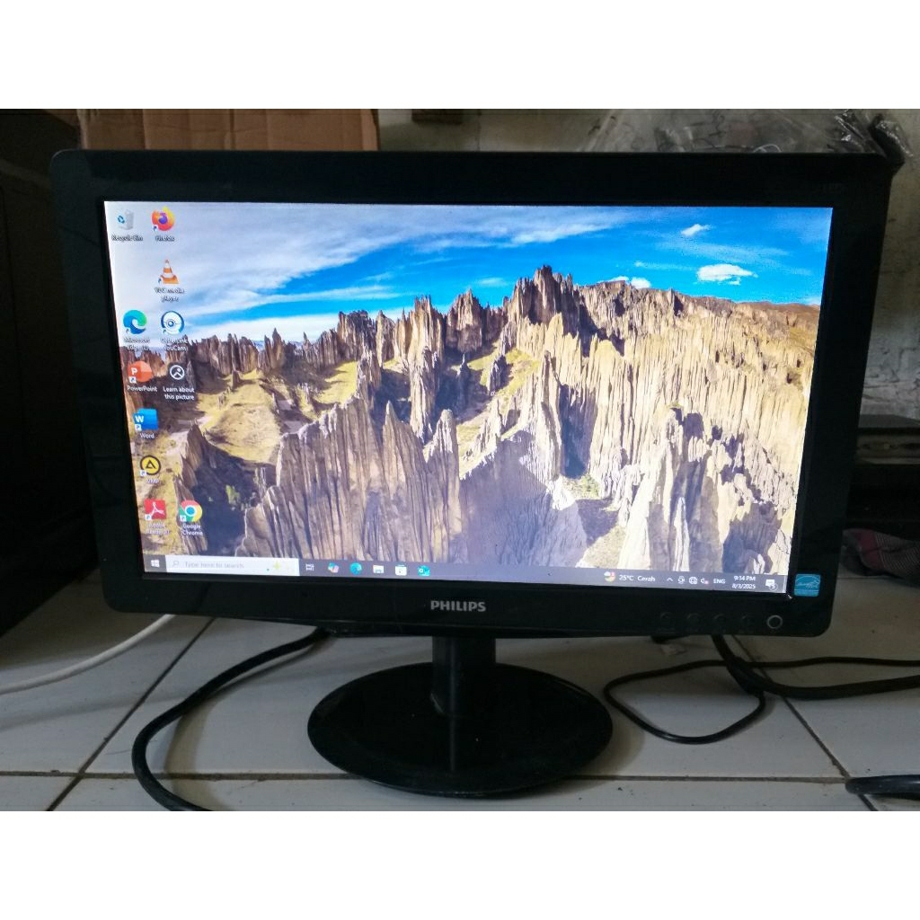 Monitor Komputer PHILIPS 16inch Normal Terimakasih