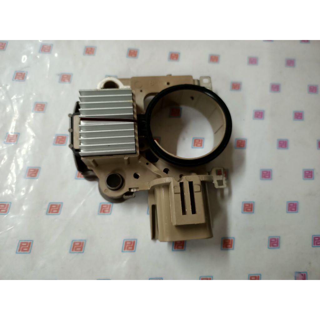 IC Regulator alternator Mitsubishi PS 135 Ragasa 24 volt