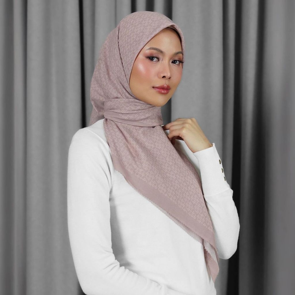 Jenna and Kaia - Sierra Scarf - Hijab Kerudung Segi Empat