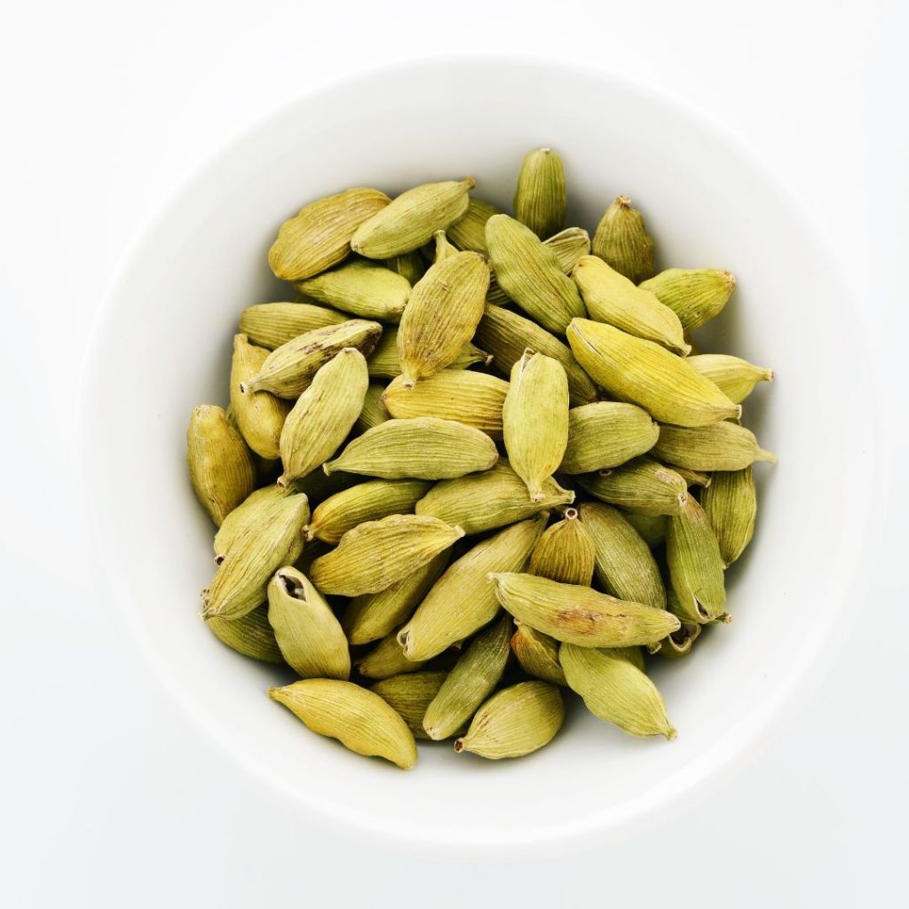 

Kapulaga Hijau Wangi / Green Cardamom Elaichi / Rempah Arab Kapolaga India Untuk Nasi Biryani Teh Kue Premium