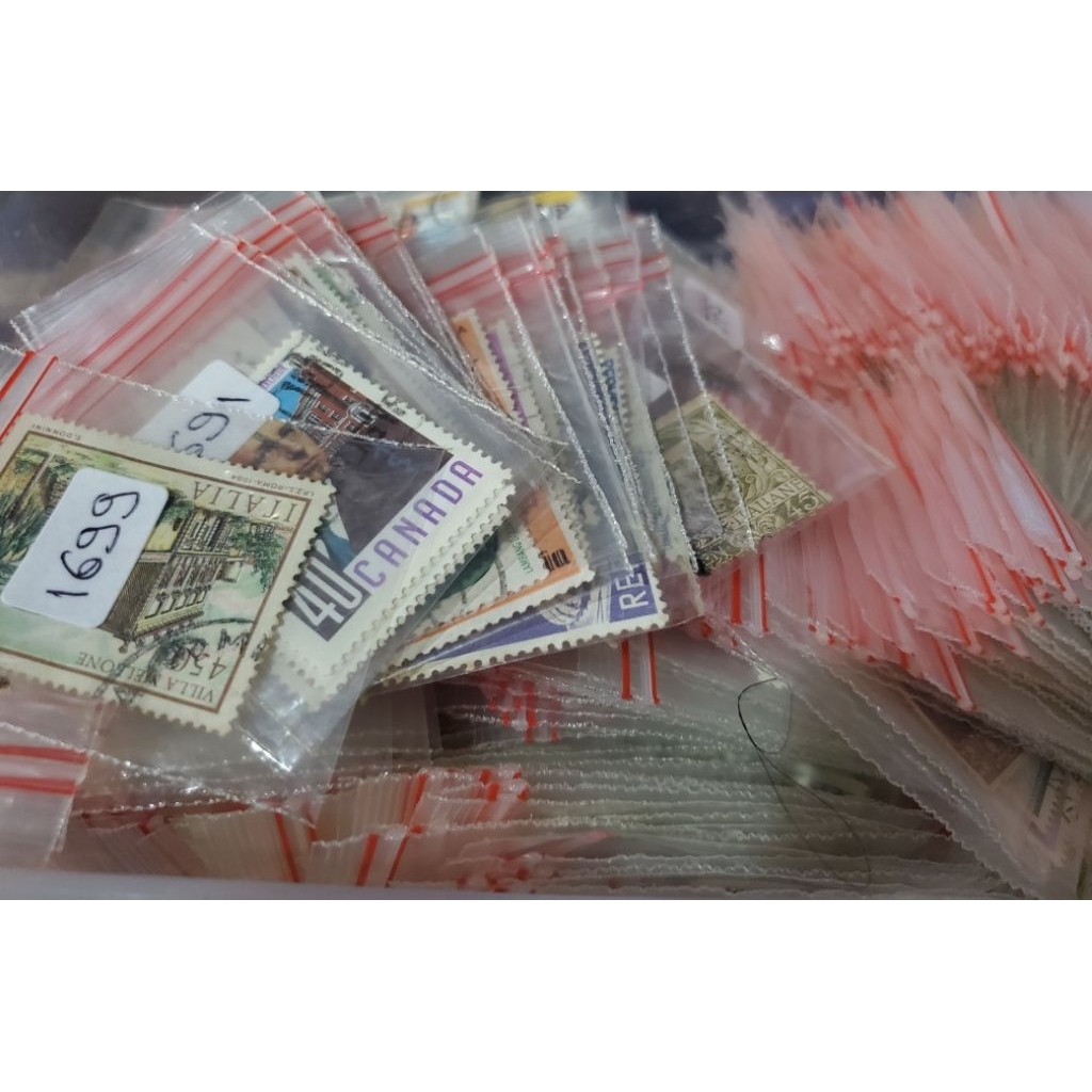 

1 keping prangko luar negeri u koleksi dialbum