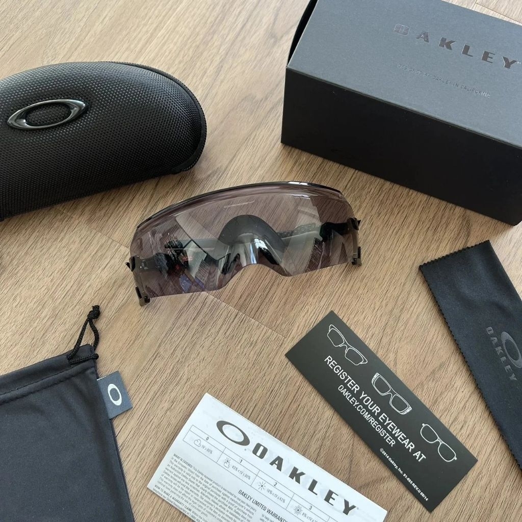 Oakley Kato Sunglasses
